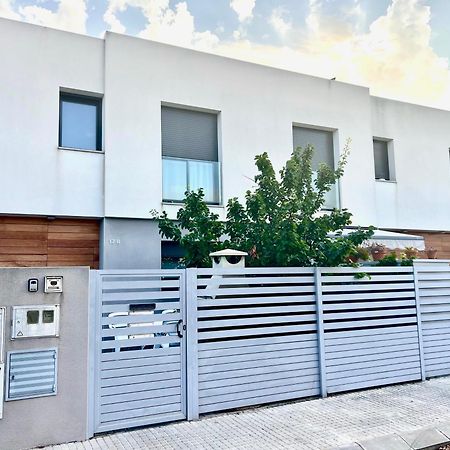 Chalet Moderno Con Piscina En Mont - Roige Bahia Eksteriør billede