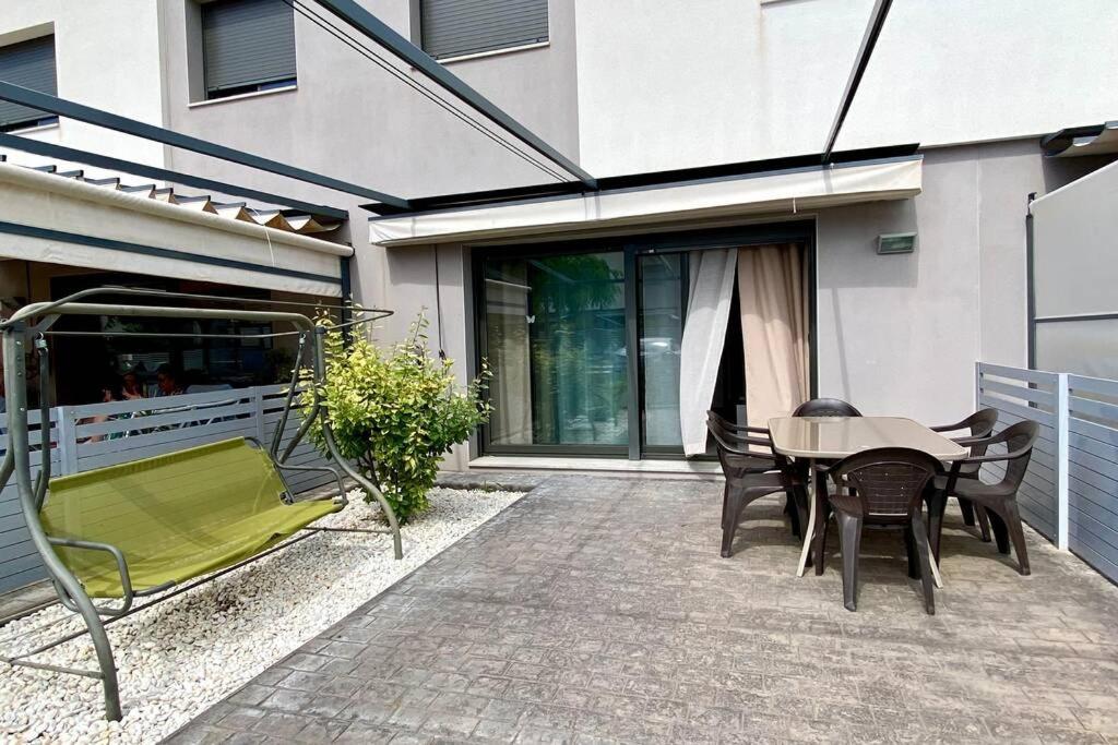 Chalet Moderno Con Piscina En Mont - Roige Bahia Eksteriør billede