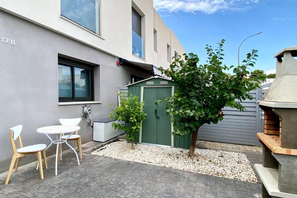 Chalet Moderno Con Piscina En Mont - Roige Bahia Eksteriør billede